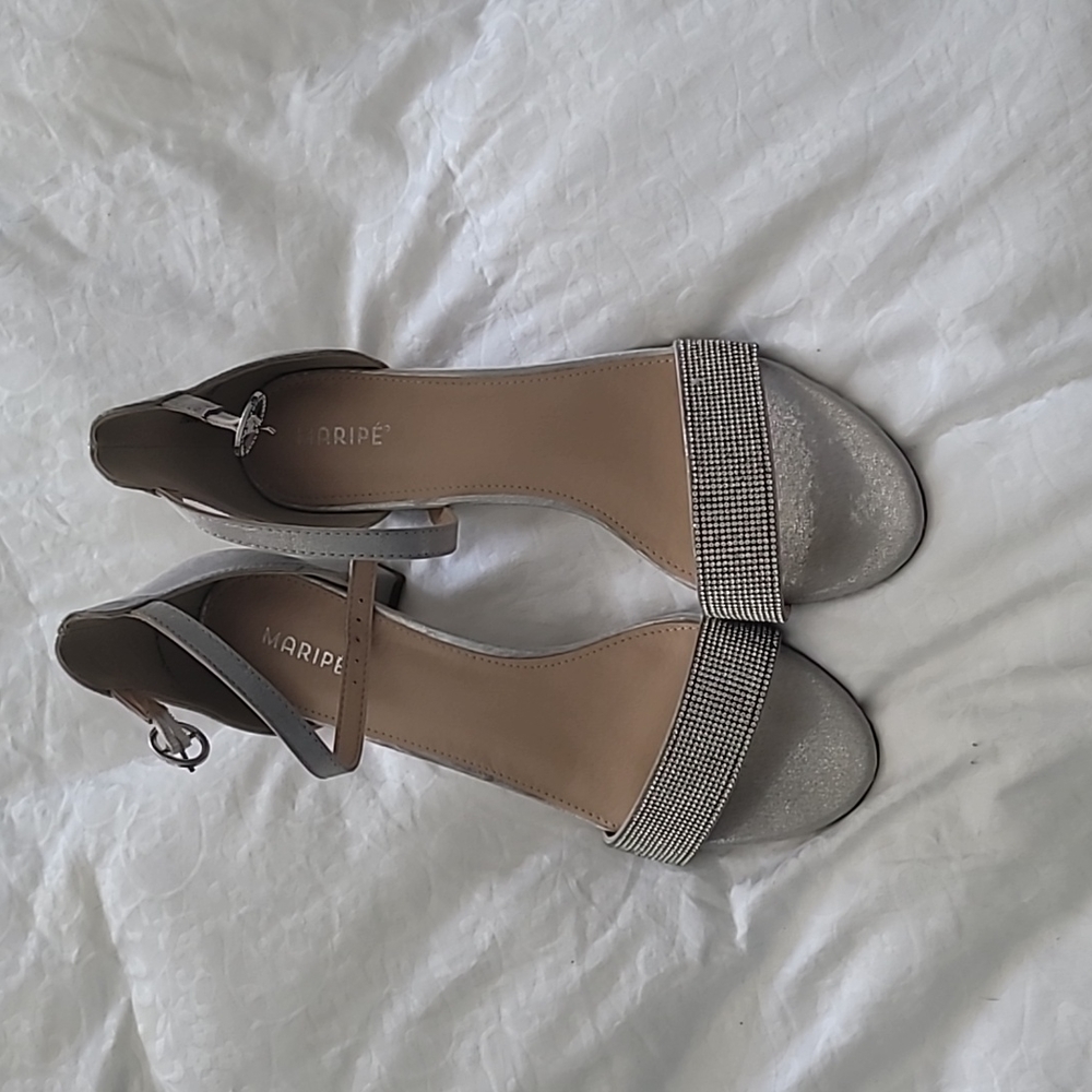 Ankle strap rhinestone sandals